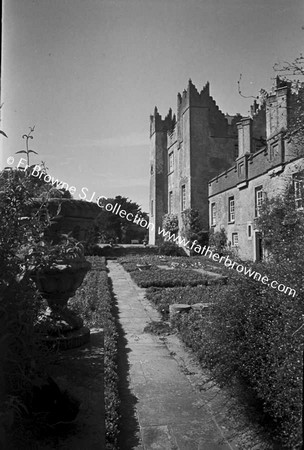 HOWTH CASTLE SUNKEN GARDEN